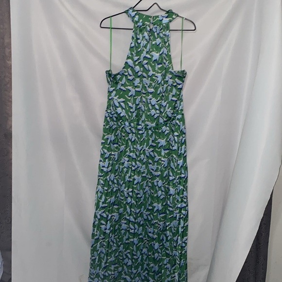 SCOOP WO SIZE XXL (20)Green and Blue floralPatterned Halter Dress pleated skirt - Picture 13 of 13